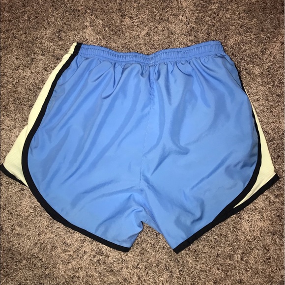 Nike Dri-Fit Shorts - Picture 3 of 4